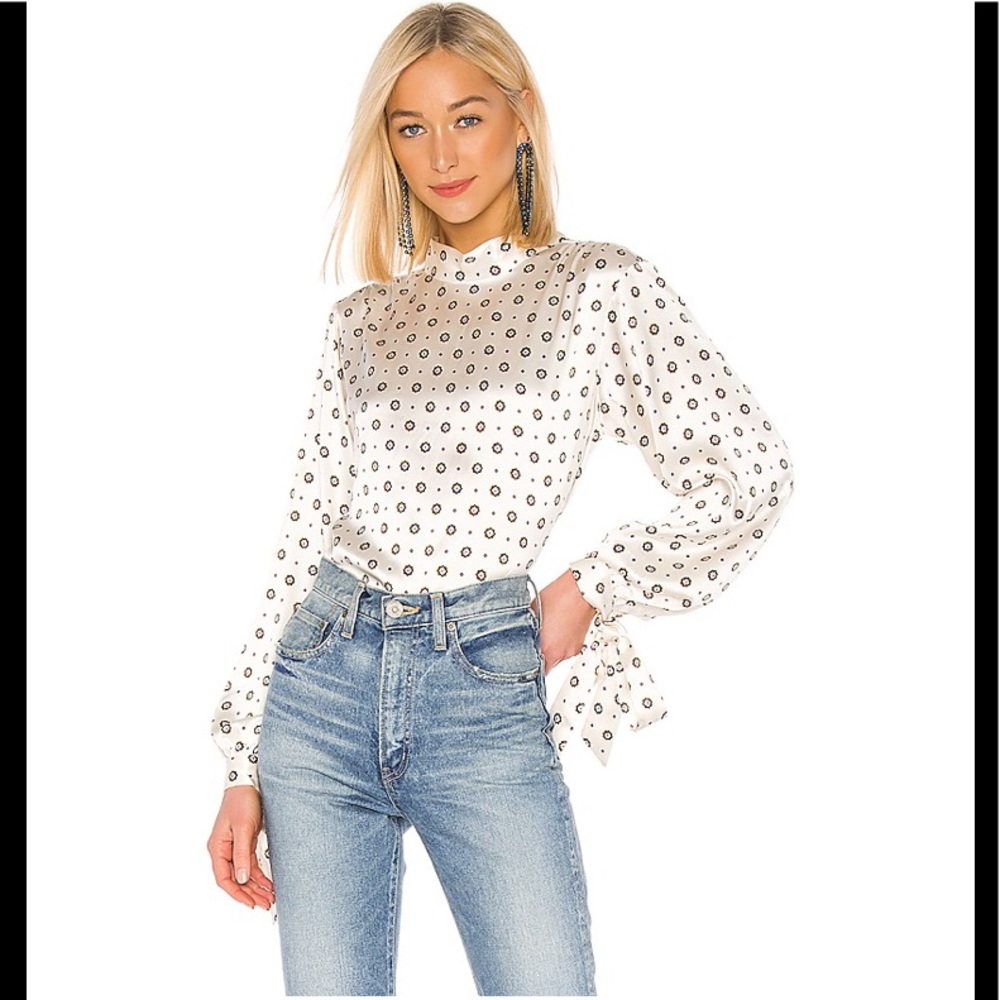Esther Silk Top en Champagne